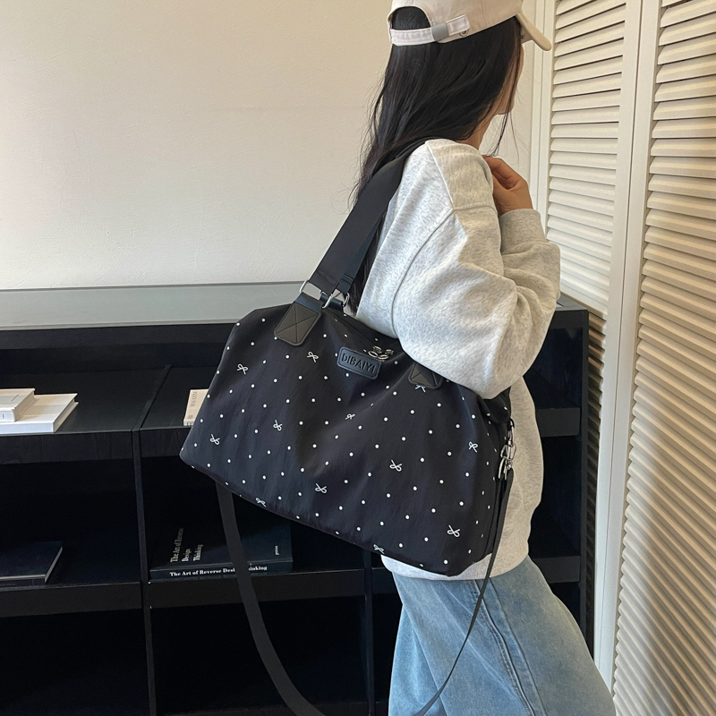 Travel Tote Lightweight Canvas Crossbody Bag with Cute Bow Pattern Versatile Handbag for Weekend Shopping detail 4