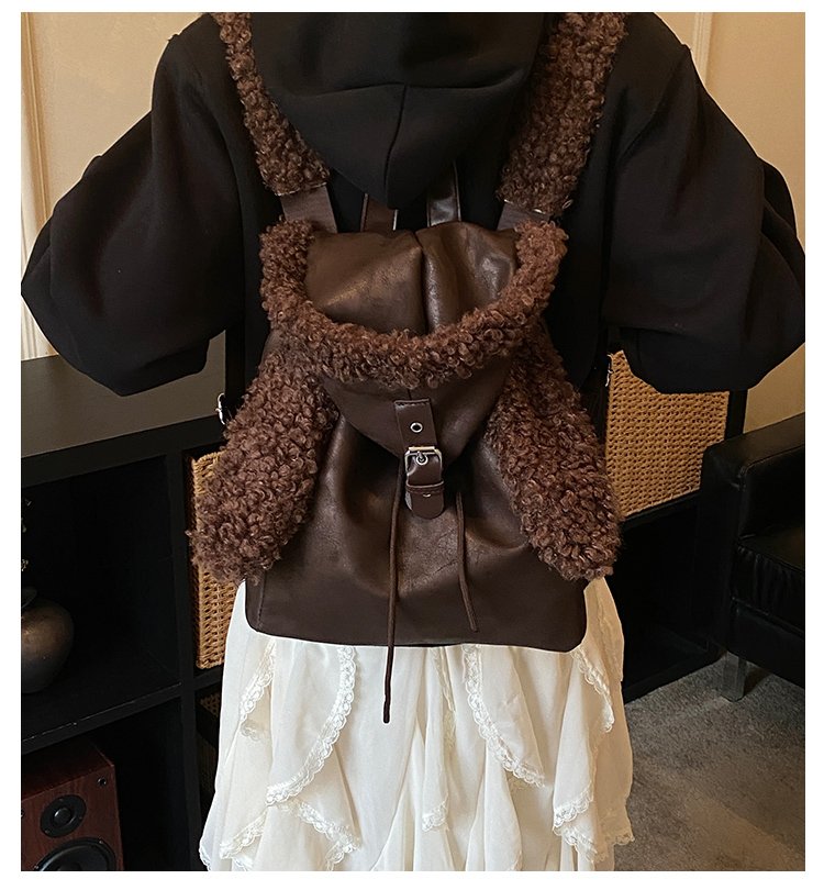 Lightweight Animal Pattern PU Leather Flap Backpack for Women detail 2