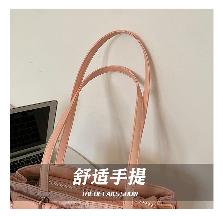 Women's PU Leather Belted Barrel Bag detail 13