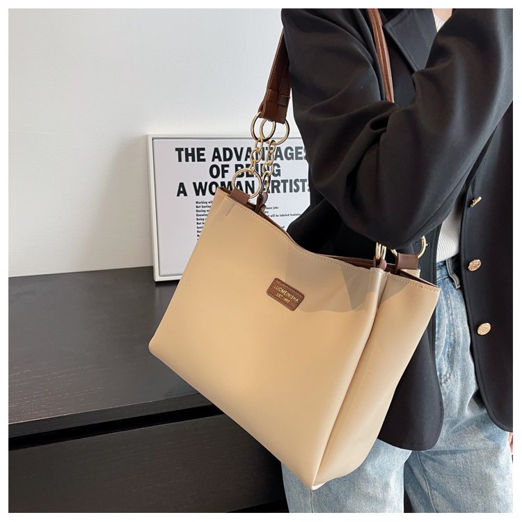 Women's PU Leather Belted Bucket Bag detail 10
