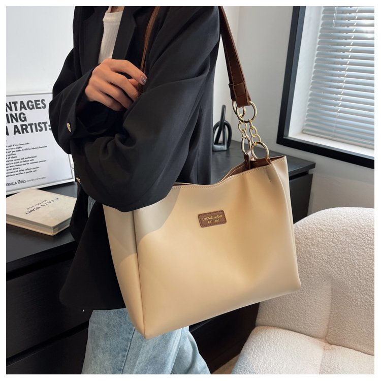 Women's PU Leather Belted Bucket Bag detail 12