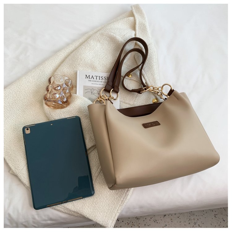 Women's PU Leather Belted Bucket Bag detail 20