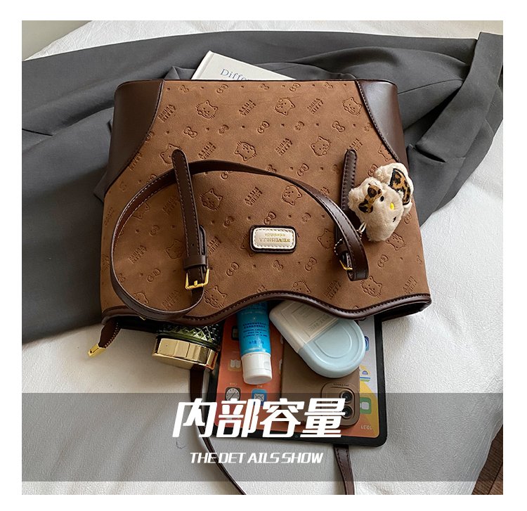 Women's PU Leather Belted Tote Bag detail 10