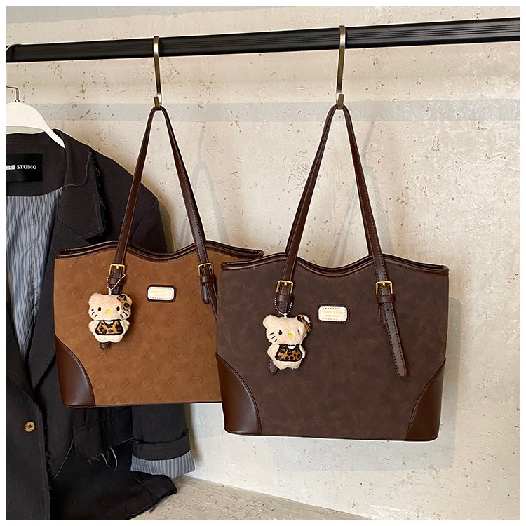 Women's PU Leather Belted Tote Bag detail 3