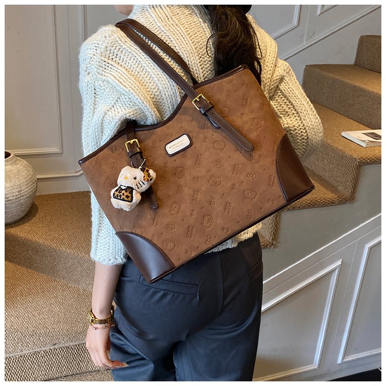 Women's PU Leather Belted Tote Bag detail 39