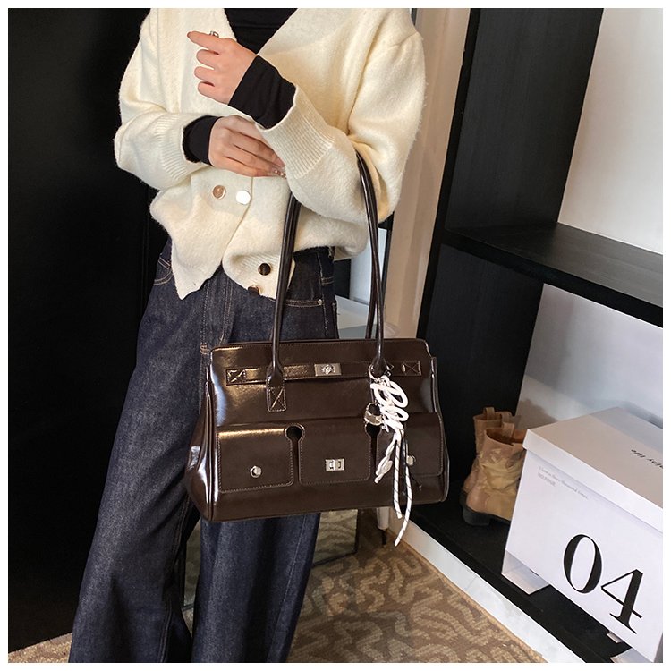 Women's PU Leather Belted Tote Bag detail 19