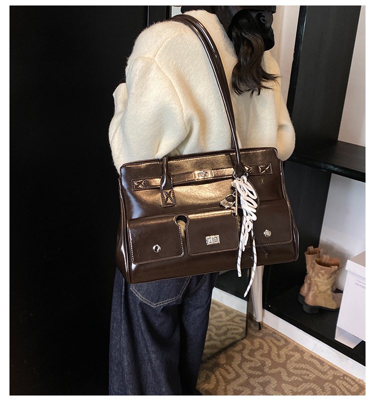 Women's PU Leather Belted Tote Bag detail 2