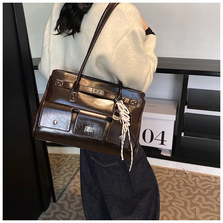 Women's PU Leather Belted Tote Bag detail 31