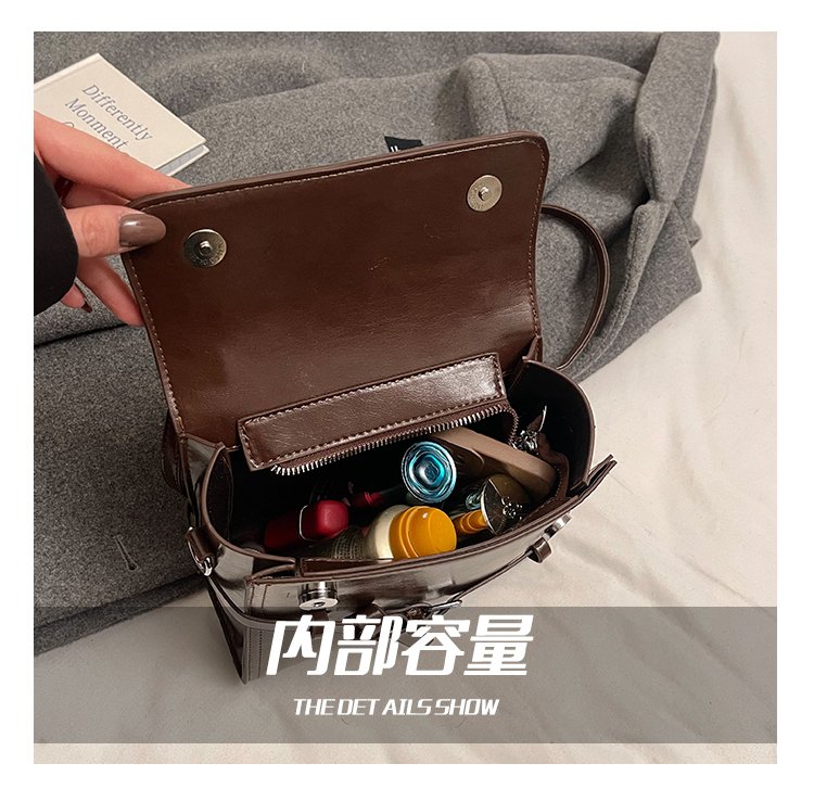 Women's PU Leather Bow Flap Backpack detail 8