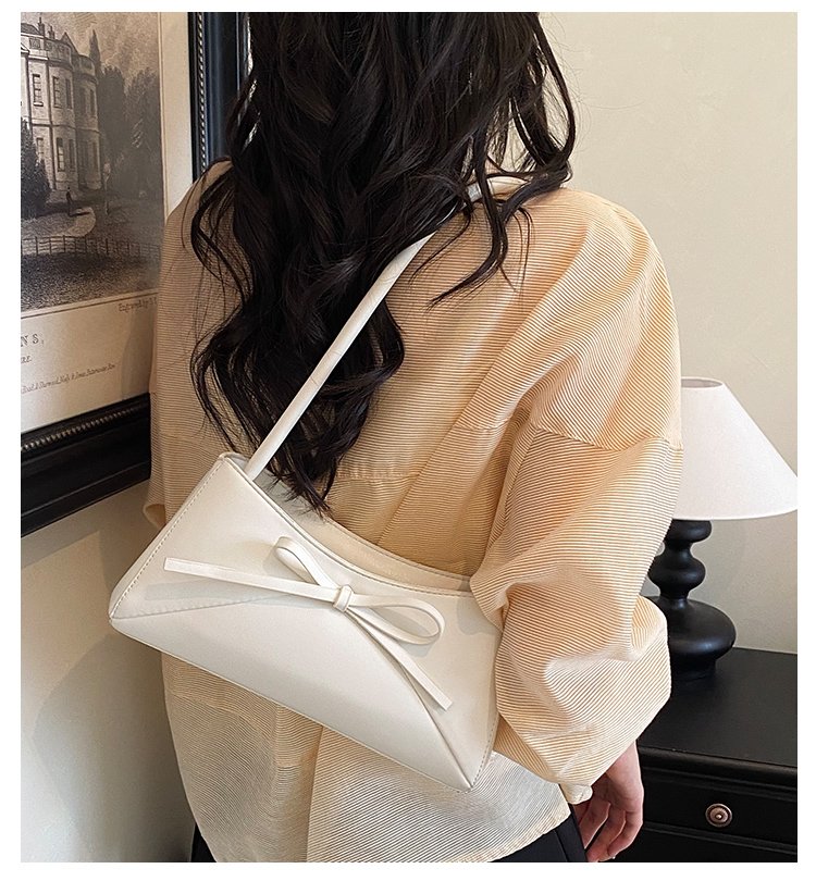 Women's PU Leather Bow Flap Shoulder Bag detail 2