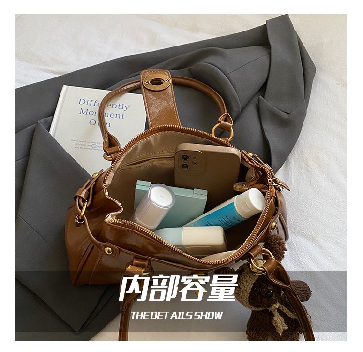 Women's PU Leather Buckle Barrel Bag detail 10