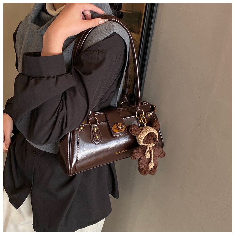 Women's PU Leather Buckle Barrel Bag detail 34