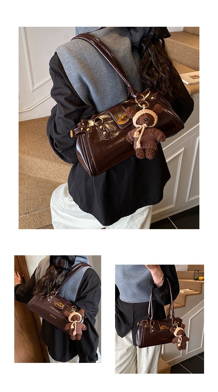Women's PU Leather Buckle Barrel Bag detail 7