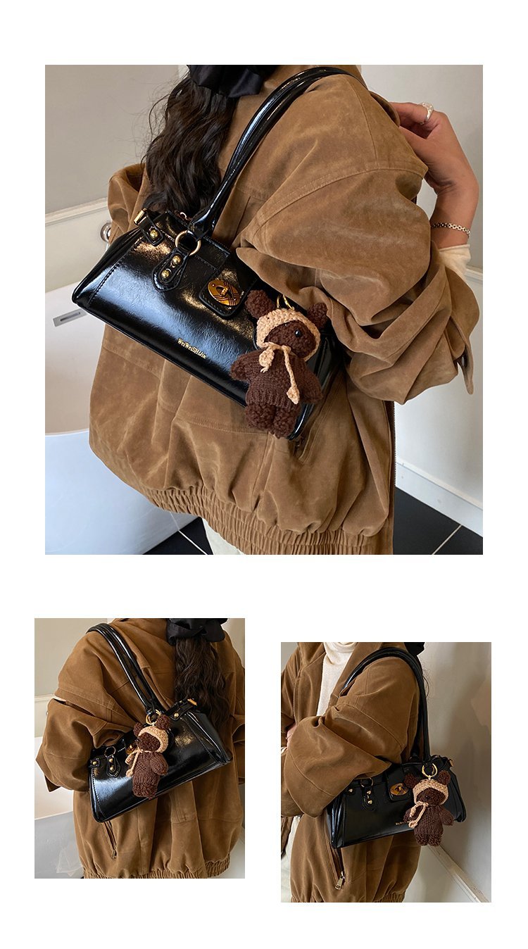 Women's PU Leather Buckle Barrel Bag detail 8