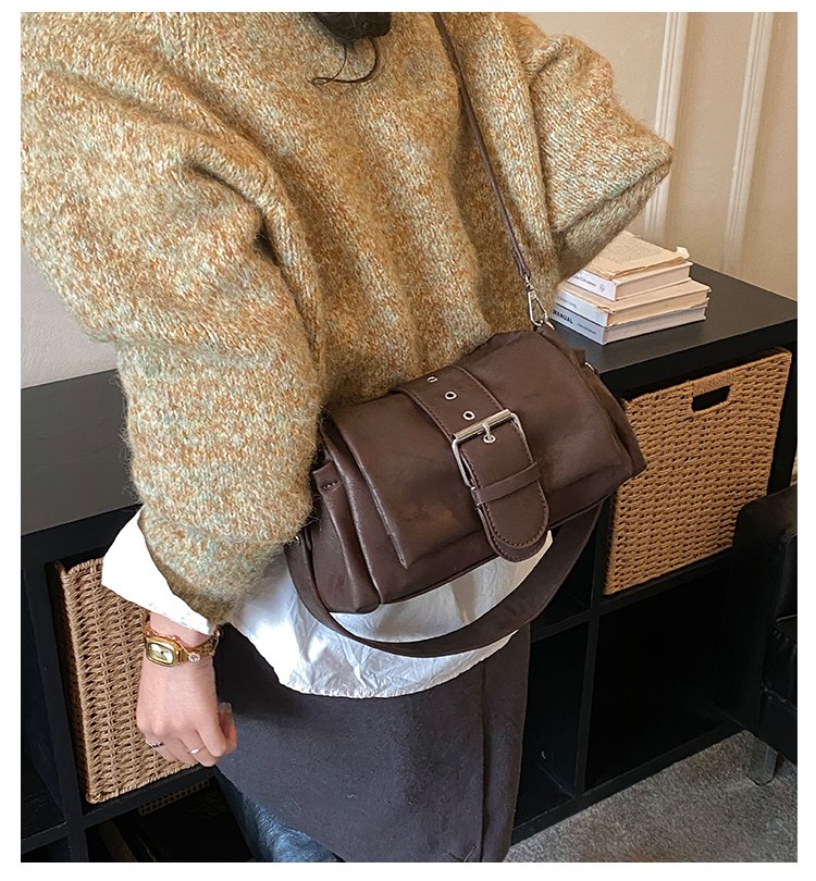 Women's PU Leather Buckle Shoulder Bag detail 3