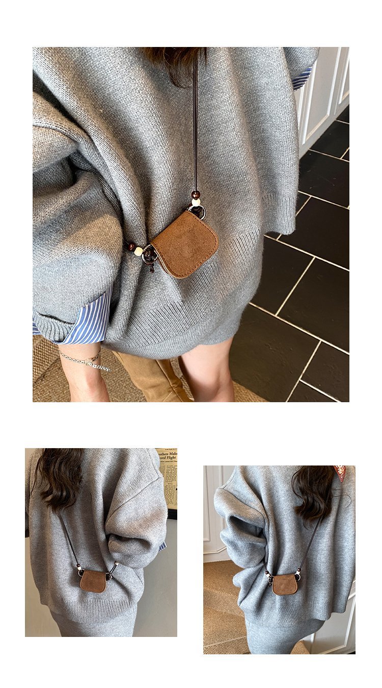 Women's Chain Flap Mini Pouch detail 9