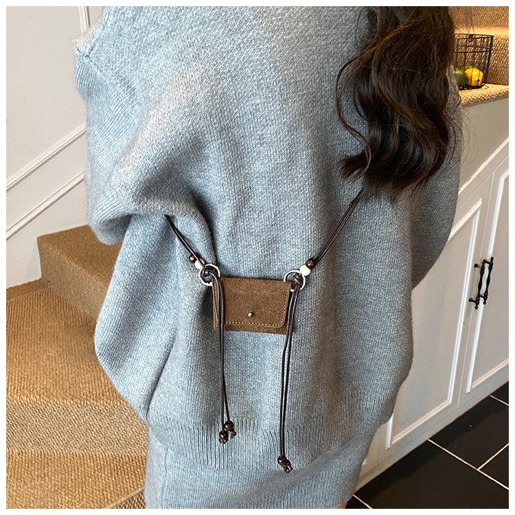 Women's Chain Flap Mini Pouch detail 11