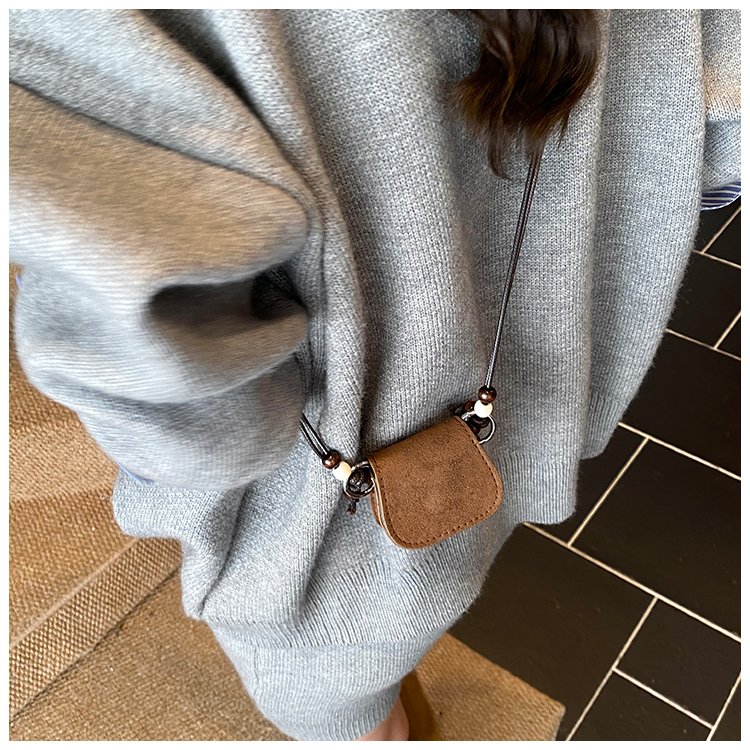 Women's Chain Flap Mini Pouch detail 30