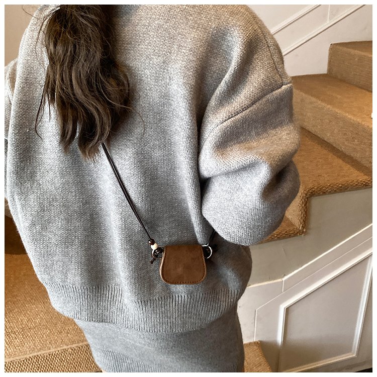 Women's Chain Flap Mini Pouch detail 34