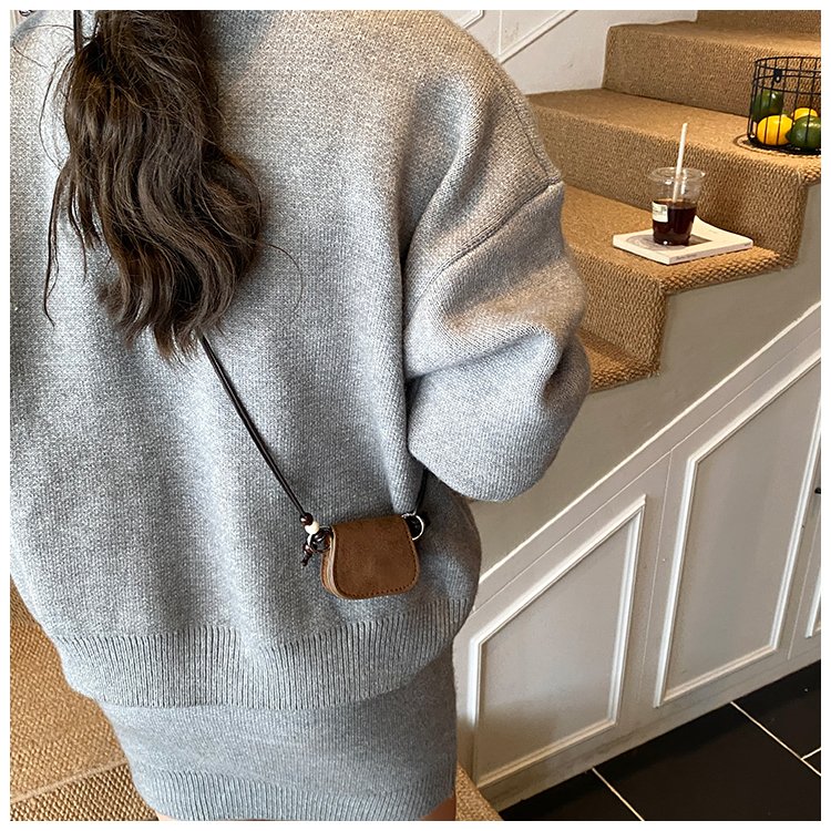Women's Chain Flap Mini Pouch detail 35