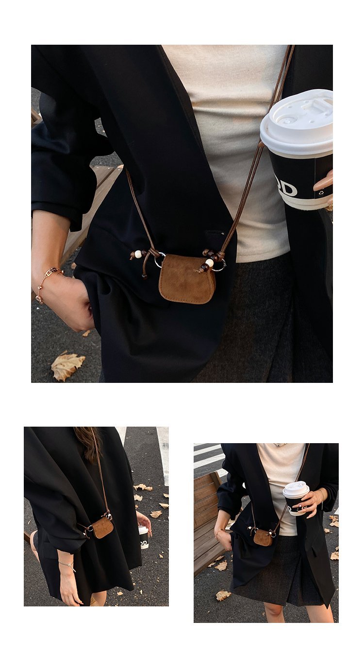 Women's Chain Flap Mini Pouch detail 7