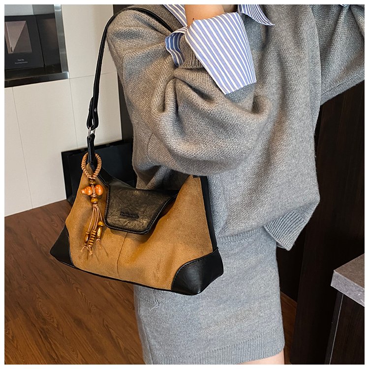 Women's PU Leather Chain Trim Shoulder Bag detail 29