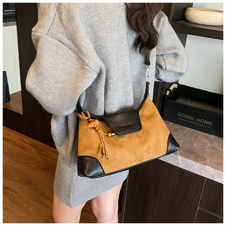 Women's PU Leather Chain Trim Shoulder Bag detail 33