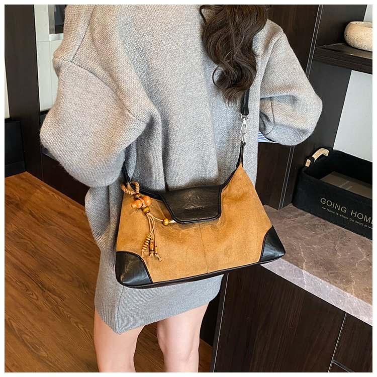 Women's PU Leather Chain Trim Shoulder Bag detail 34