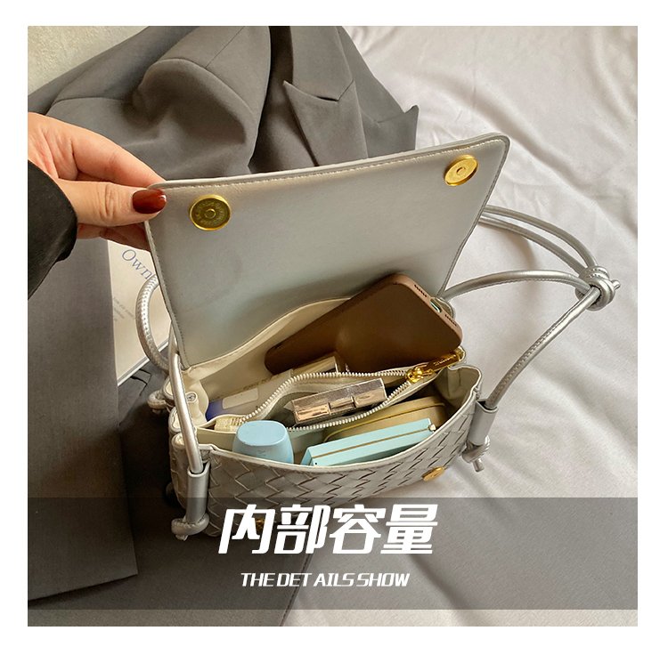 Women's PU Leather Compact Wristlet Shoulder Bag detail 2