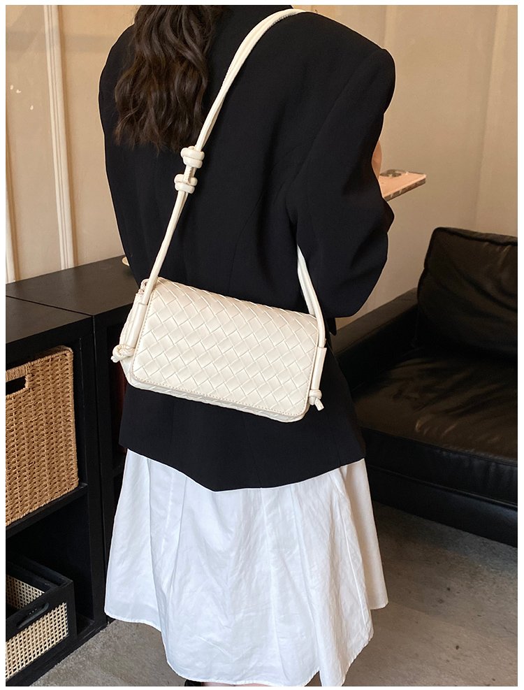 Women's PU Leather Compact Wristlet Shoulder Bag detail 30