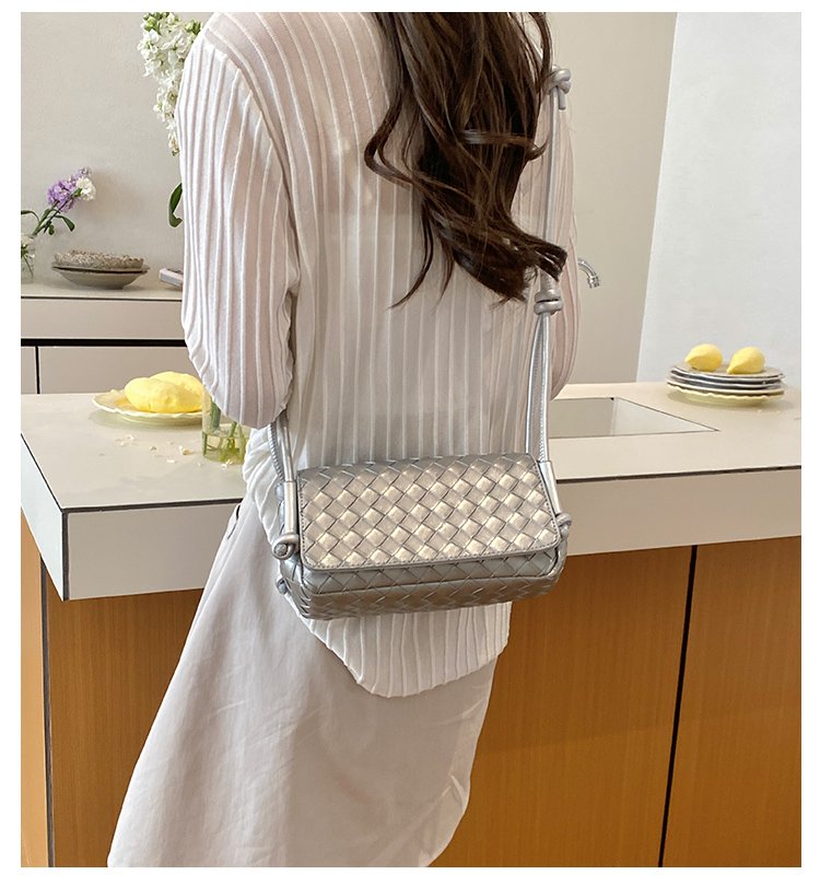 Women's PU Leather Compact Wristlet Shoulder Bag detail 6