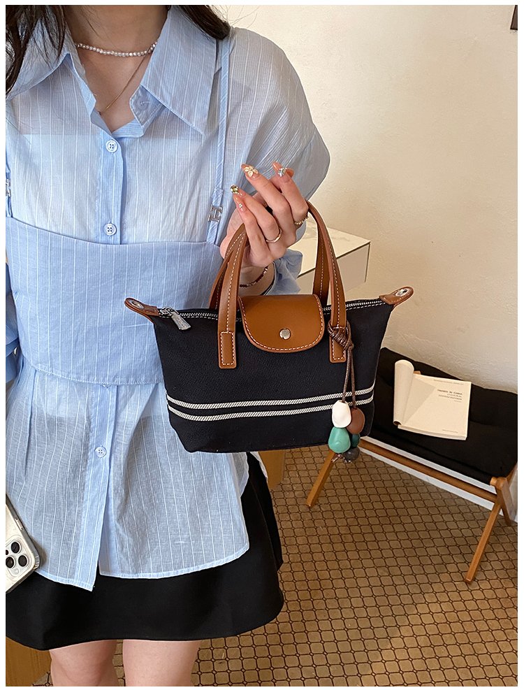 Women's PU Leather & Cloth Contrast Trim Bucket Bag detail 40