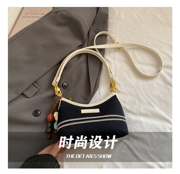 Women's PU Leather & Cloth Contrast Trim Flap Shoulder Bag detail 9