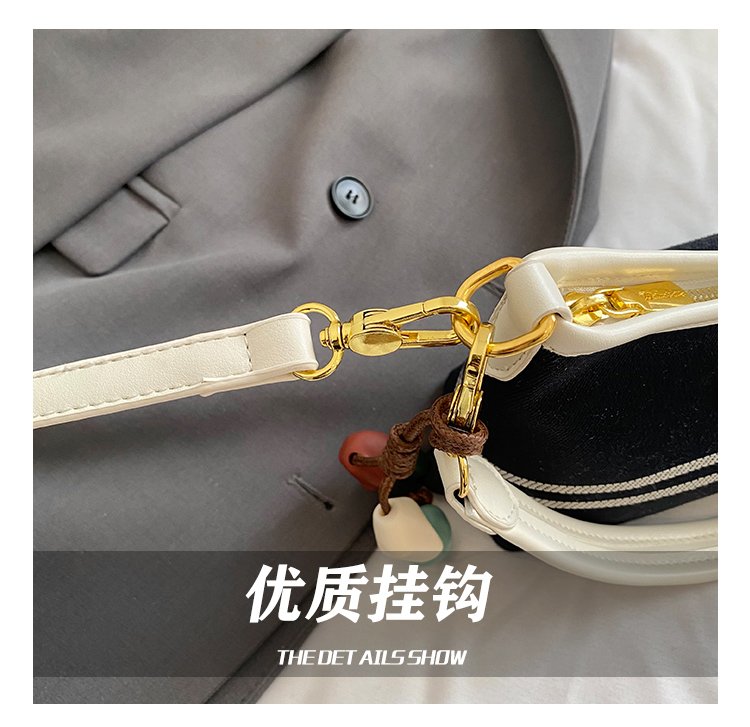 Women's PU Leather & Cloth Contrast Trim Flap Shoulder Bag detail 12