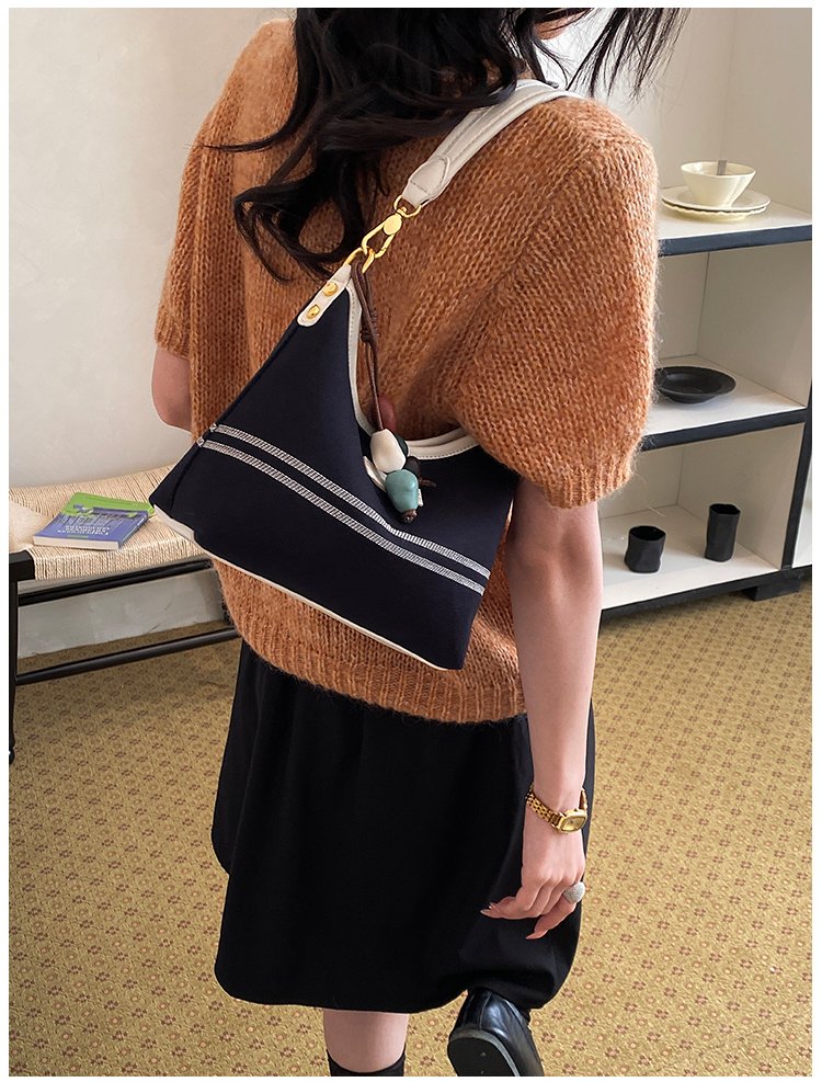 Women's PU Leather & Cloth Contrast Trim Flap Shoulder Bag detail 19