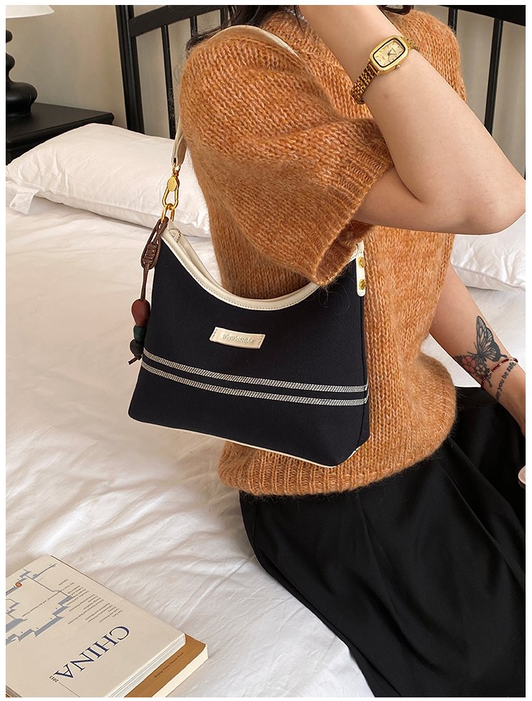 Women's PU Leather & Cloth Contrast Trim Flap Shoulder Bag detail 25