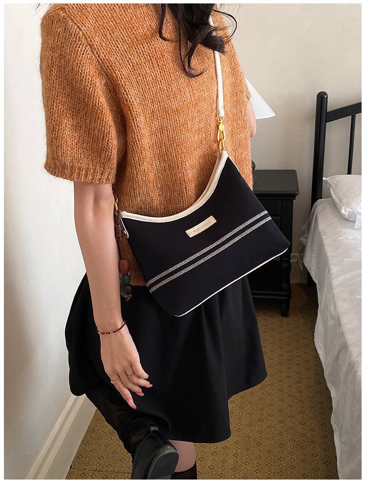 Women's PU Leather & Cloth Contrast Trim Flap Shoulder Bag detail 33