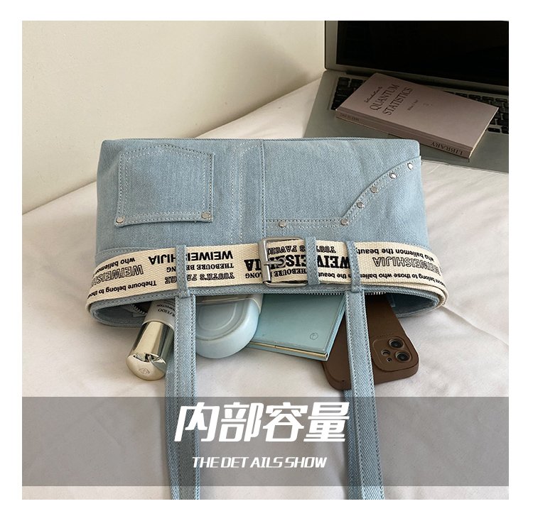 Women's Denim Contrast Trim Mini Tote Bag detail 9