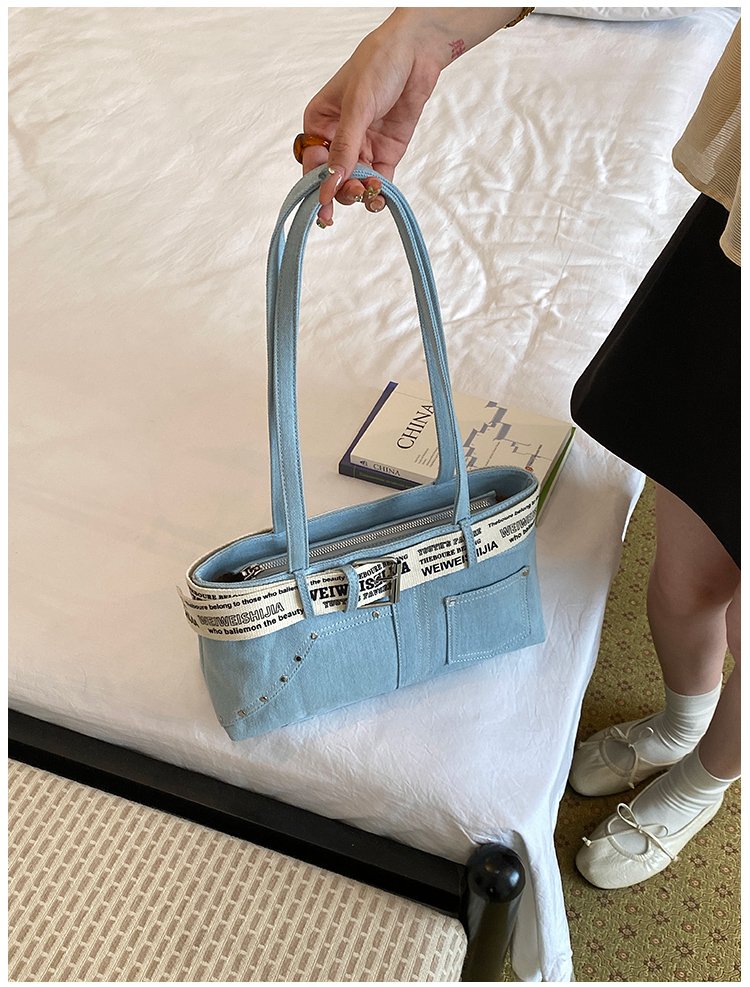 Women's Denim Contrast Trim Mini Tote Bag detail 15