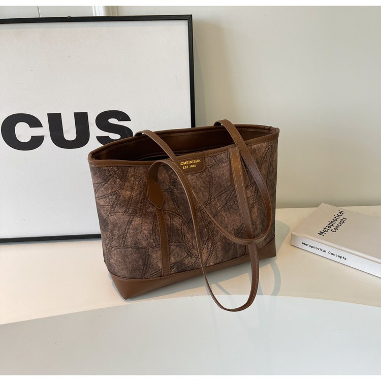 Women's PU Leather Contrast Trim Textured Tote Bag detail 13