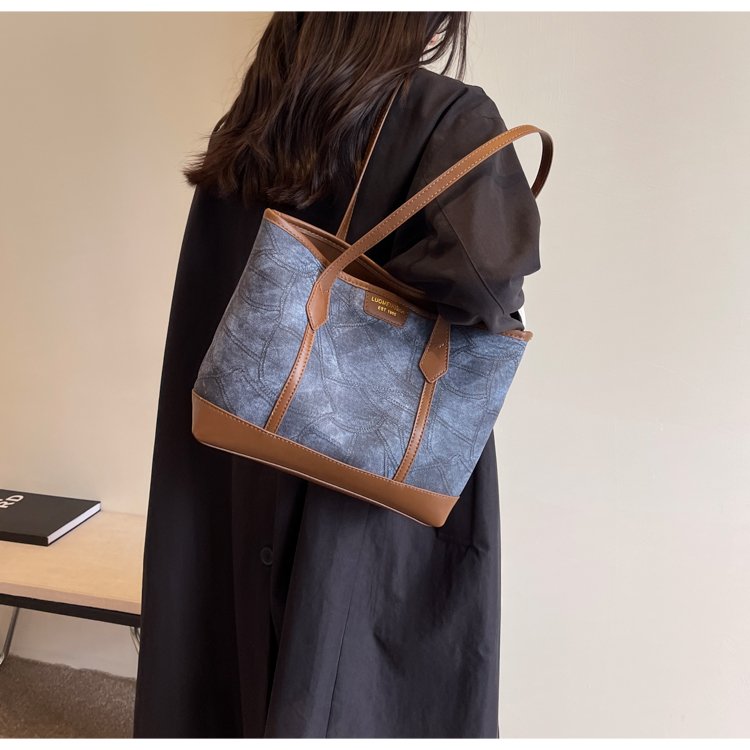 Women's PU Leather Contrast Trim Textured Tote Bag detail 24