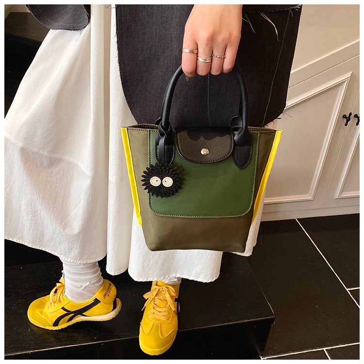 Women's Contrast Trim Tote Bag detail 18