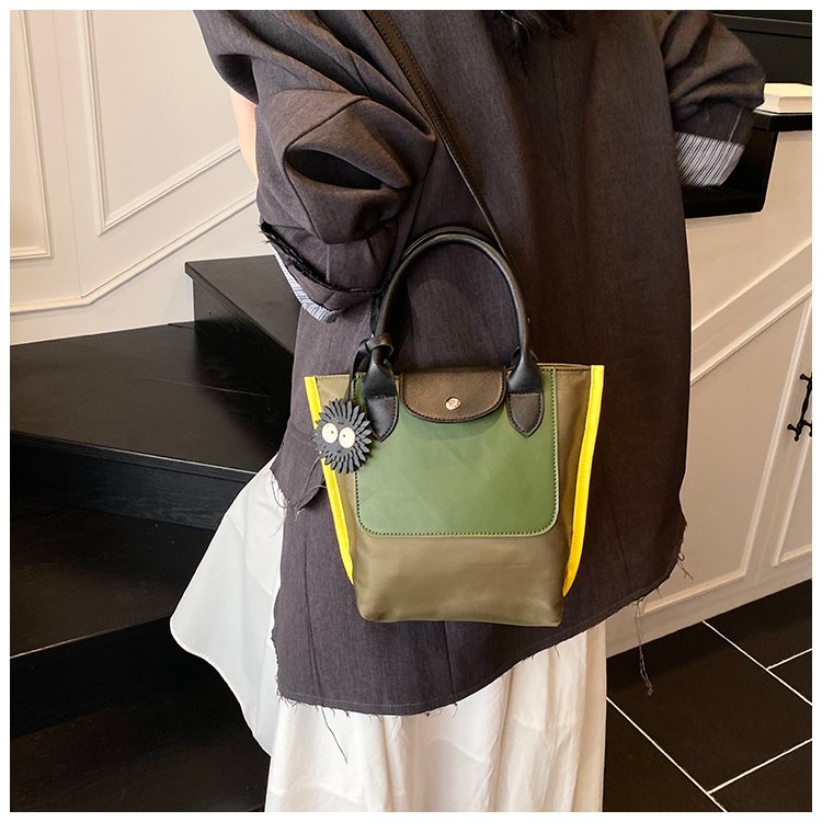 Women's Contrast Trim Tote Bag detail 32