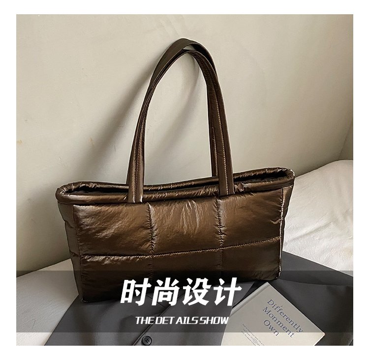 Women's Contrast Trim Tote Bag detail 12