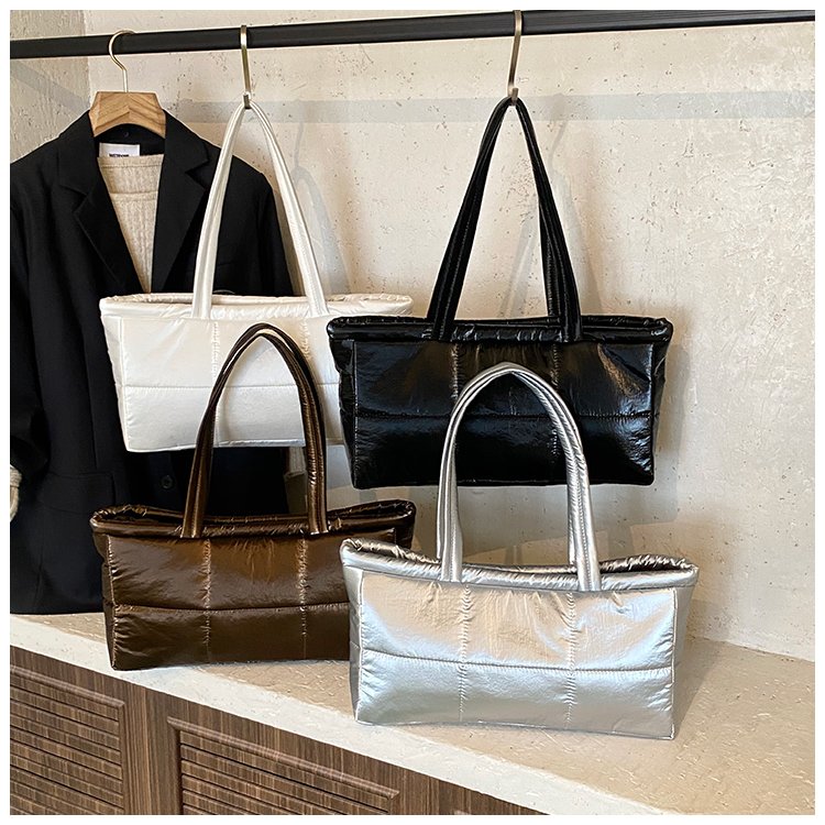 Women's Contrast Trim Tote Bag detail 1