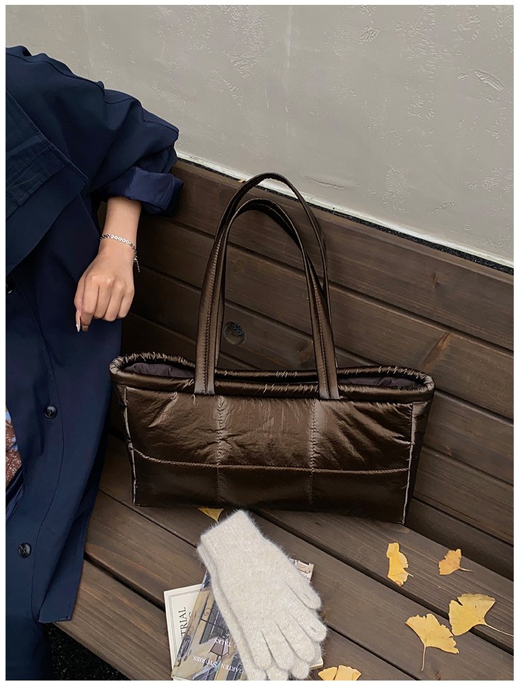 Women's Contrast Trim Tote Bag detail 20