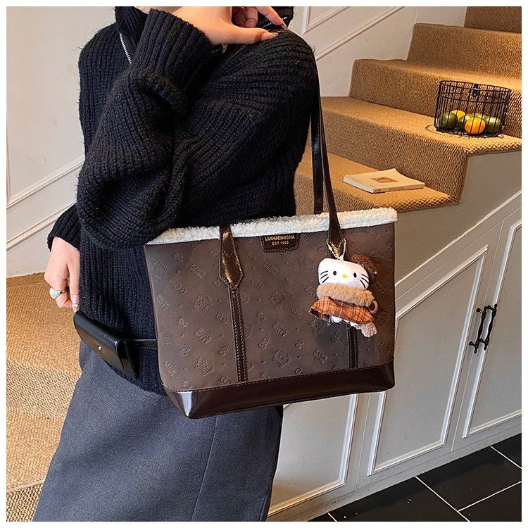 Unisex PU Leather Contrast Trim Tote Bag detail 13