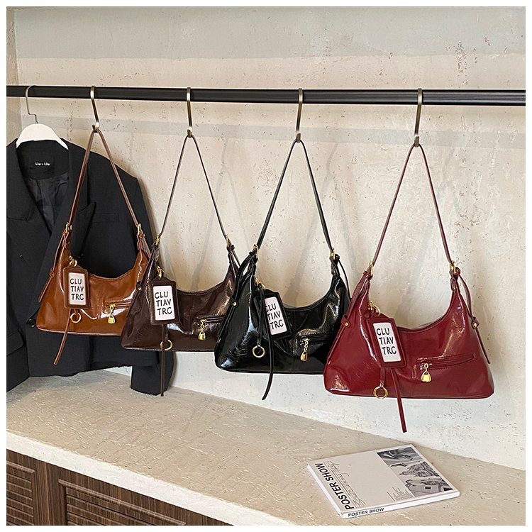 Women's PU Leather Curved Shoulder Bag detail 2