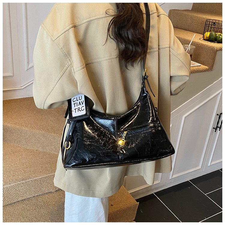 Women's PU Leather Curved Shoulder Bag detail 31