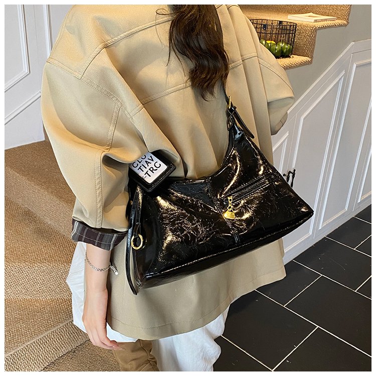 Women's PU Leather Curved Shoulder Bag detail 33